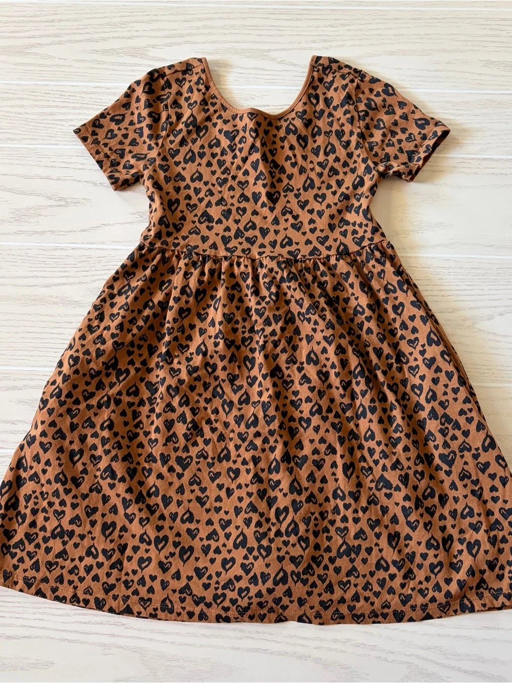 Girls Size 10/12 Bright Pink Puff-Sleeve Textured Dress Leopard